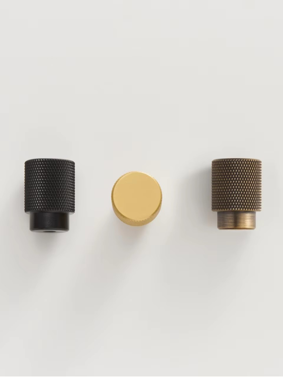 ISADORA | Solid Brass Knurled T-Bar Handle