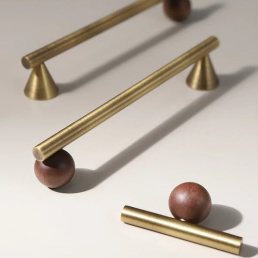 CHESNUT | Bronze Brass & Walnut Wood Cabinet Handle