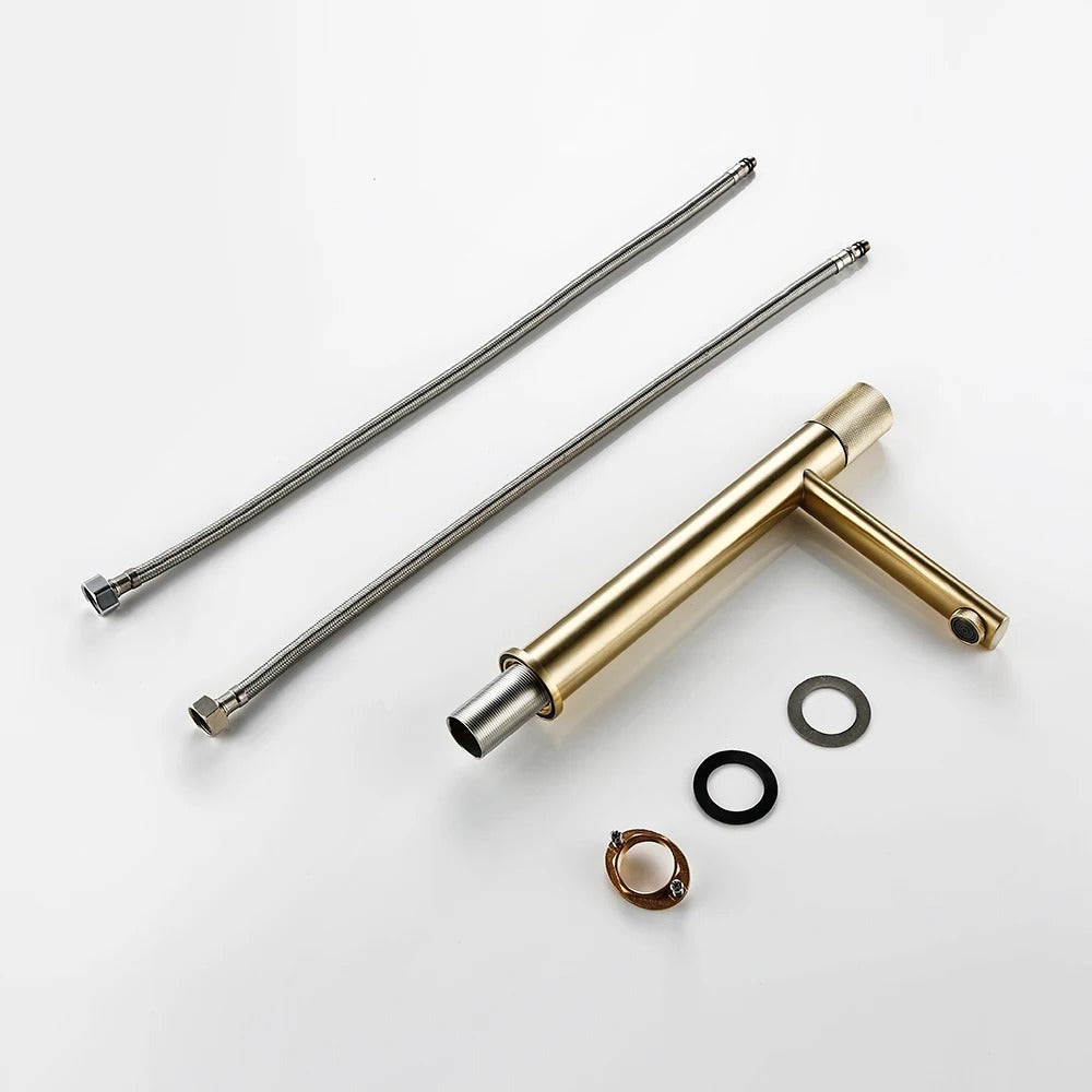 ARTHUR | Gold Knurled Basin Faucet