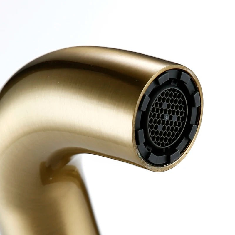 Technical specification dimensions image for the OLIVER brushed gold wall-mount bathroom faucet