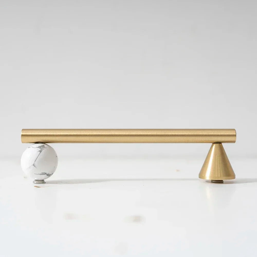 ARLO | Crystal & Brass Cabinet Handle