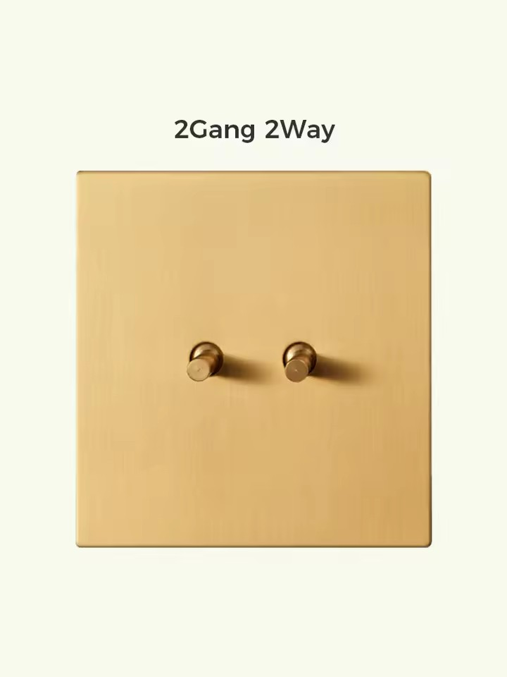 HARLOW | Gold Copper Toggle Switch