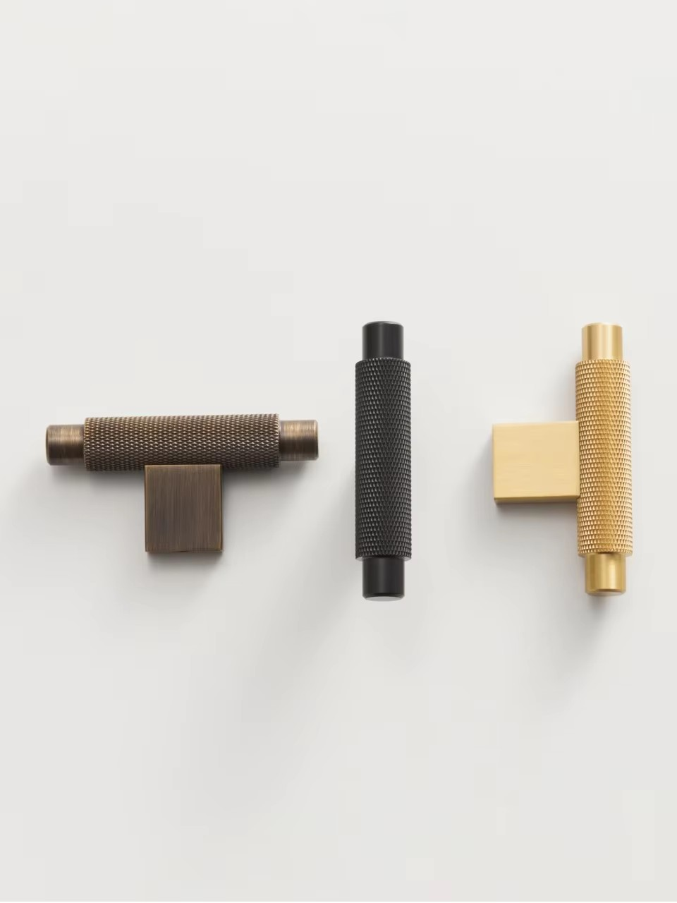 ISADORA | Solid Brass Knurled T-Bar Handle