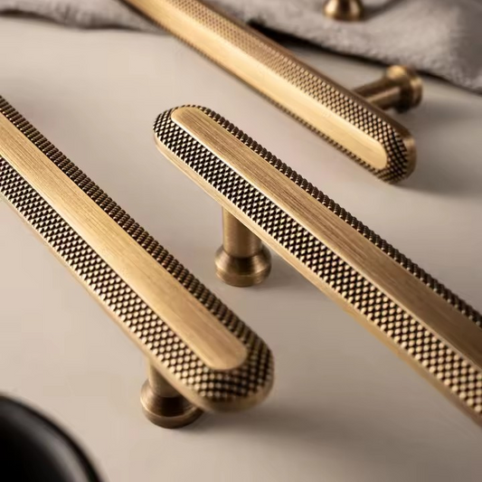 ARDEN | Knurled Antique Bronze Pull