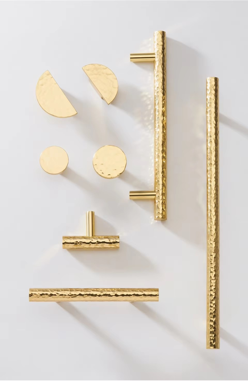 SERAPHINE | Hammered Cabinet Handles & Knobs