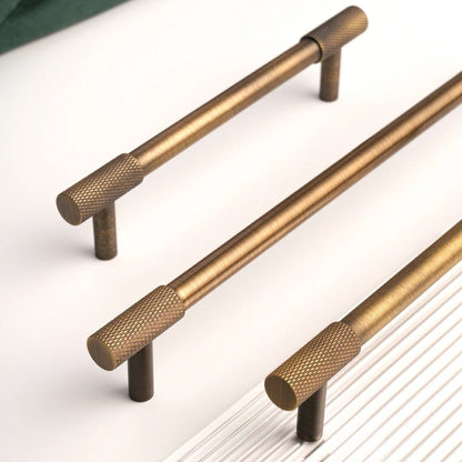 ROAN | Cross-Knurl Cabinet Hardware Collection