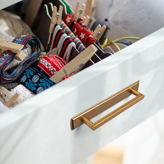 LEWIS | Antique Brass Handle with Backboard