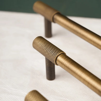 ROAN | Cross-Knurl Cabinet Hardware Collection