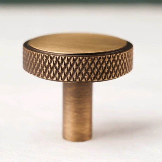 ROAN | Cross-Knurl Cabinet Hardware Collection