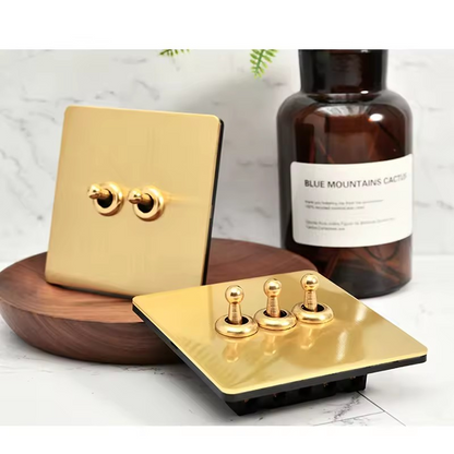 CAMDEN | Gold Toggle Switch