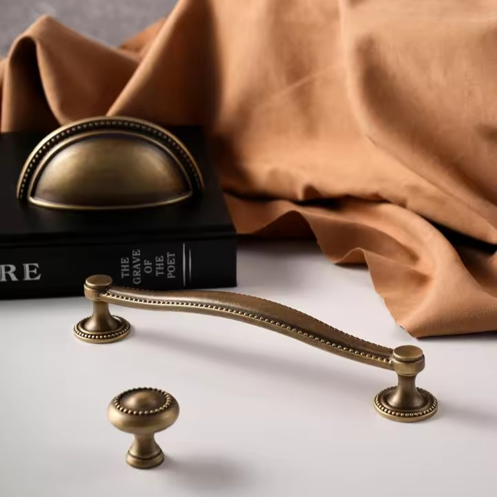 LANCASTER | Solid Brass Cabinet Knob – Shell Handle