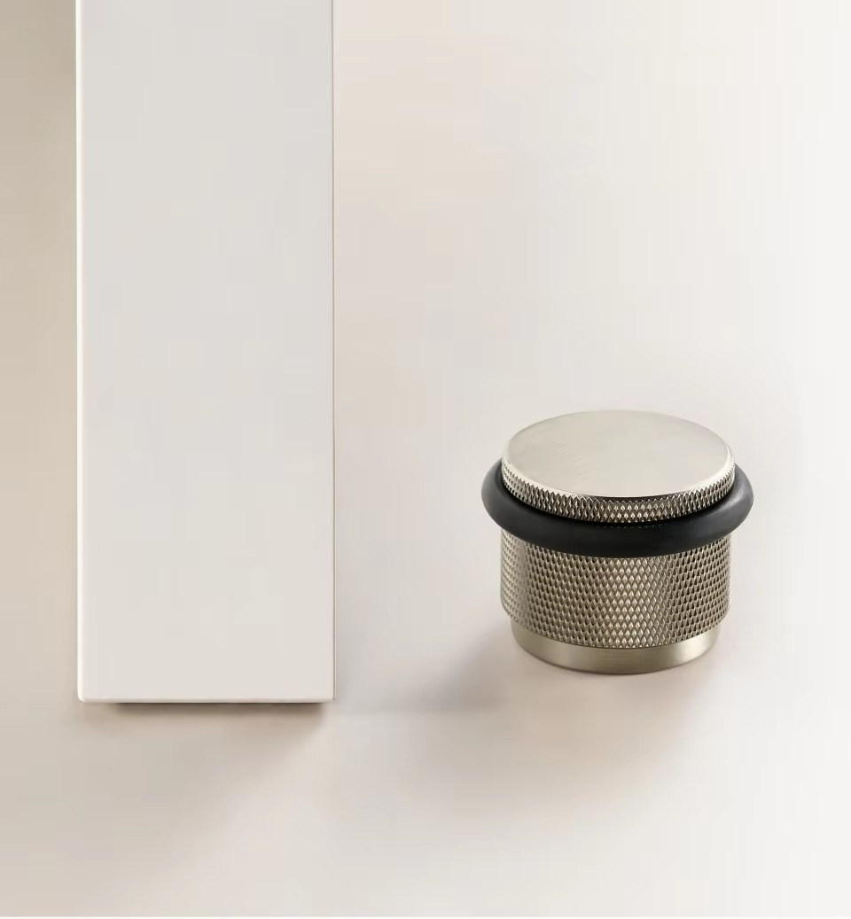 WHITMORE | Knurled Door Stopper