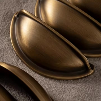 ELLINGTON | Antique Cabinet Cup Pulls